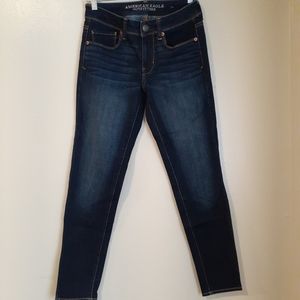 American Eagle Dark Wash Jean's super skinny